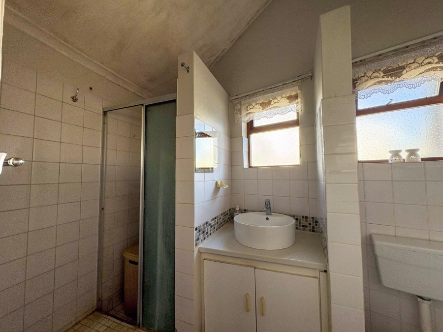 3 Bedroom Property for Sale in Stilbaai Western Cape